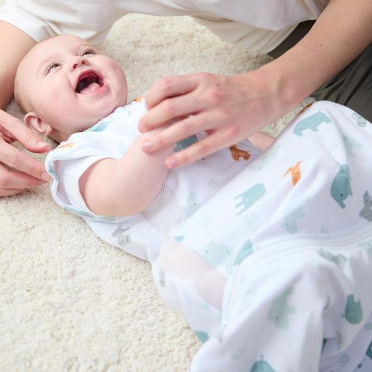 Hypoallergenic 0.5Tog baby sleep sack with two-way zipper Animal Safari